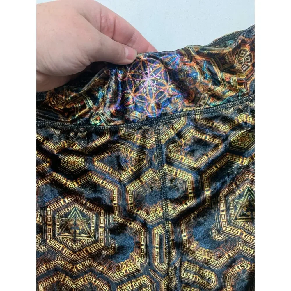 Mi Kulture size large festival High-Waist Metallic Geo Print Shorts Black Gold r